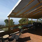 Camping Mobil Vue Sur - Racine 03