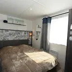 Camping Mobil Vue Sur - Racine 03