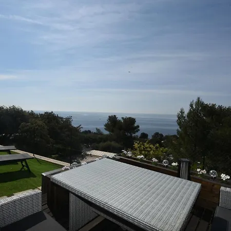 Mobil Vue Sur - Racine 03 * Saint-Raphaël