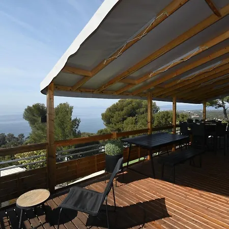 مكان تخييم Mobil Vue Sur - Racine 03