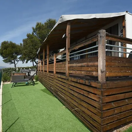 مكان تخييم Mobil Vue Sur - Racine 03 Saint-Raphaël