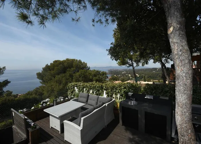 مكان تخييم Mobil Vue Sur - Racine 03 *