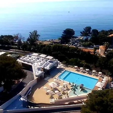 Mobil Vue Sur - Racine 03 * Saint-Raphaël