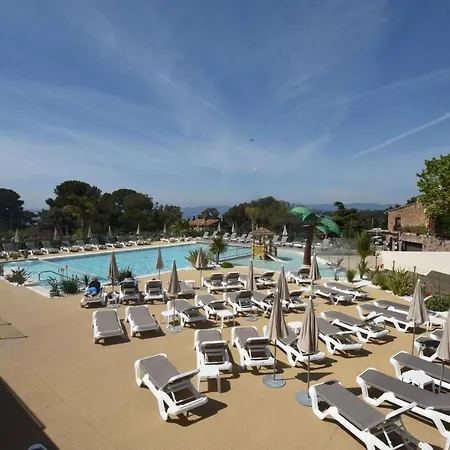 Parque de Campismo Mobil Vue Sur - Racine 03