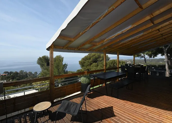 Camping Mobil Vue Sur - Racine 03